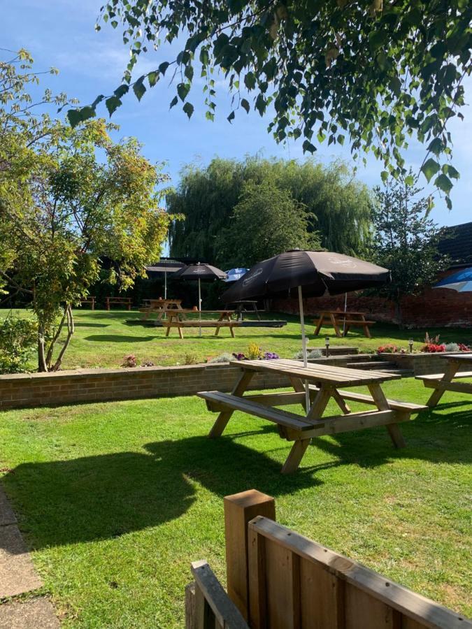 The Old Ship Inn Lowdham 外观 照片