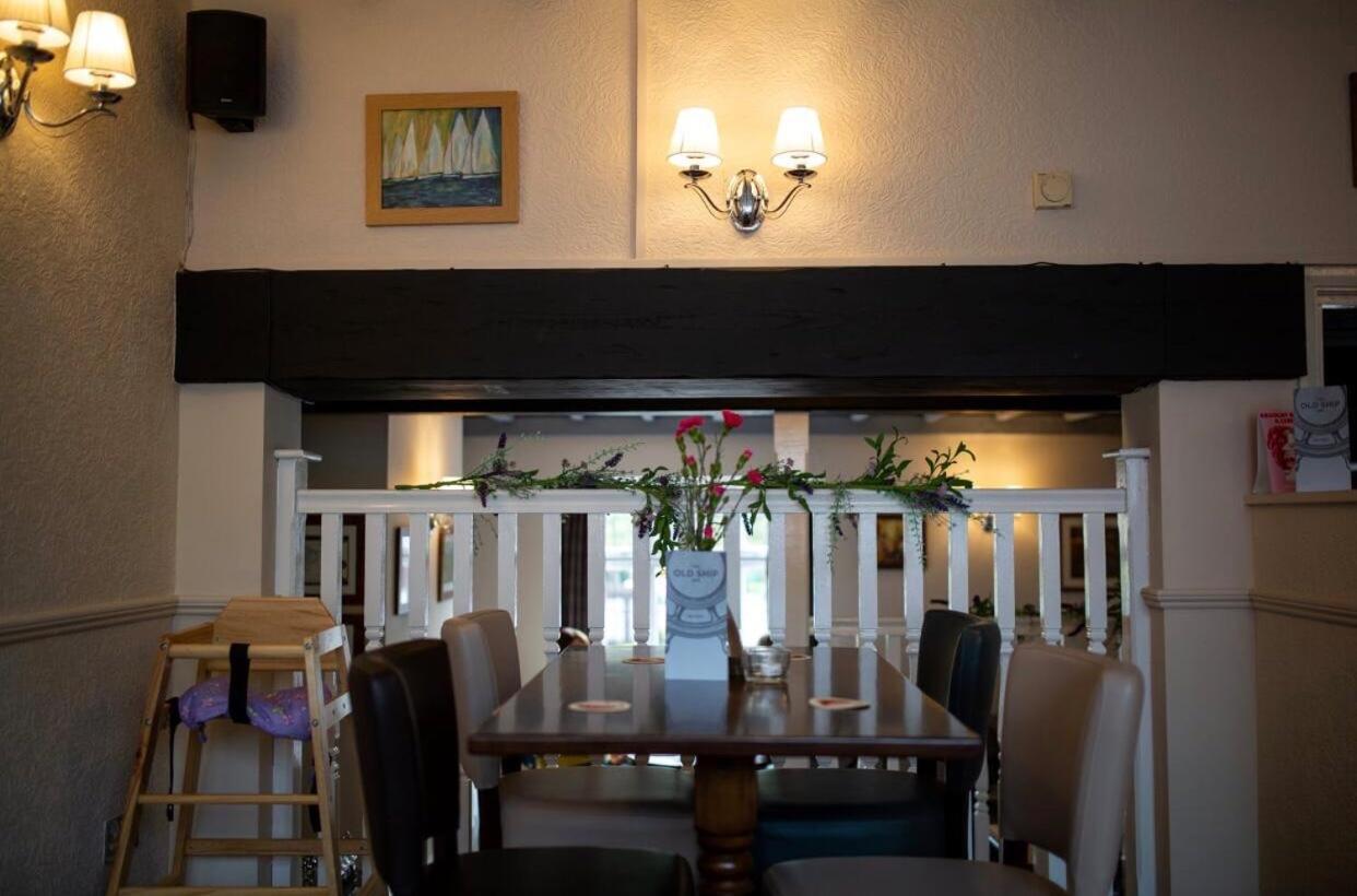 The Old Ship Inn Lowdham 外观 照片
