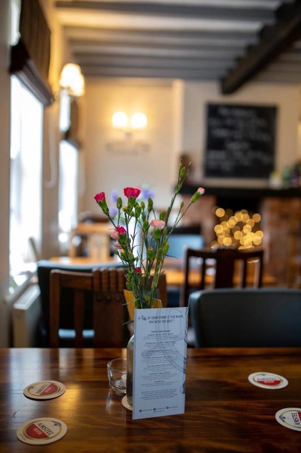 The Old Ship Inn Lowdham 外观 照片